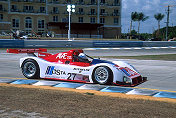 Fredy Lienhard brakes for the hairpin