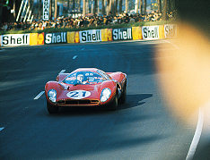 24h Le Mans 1967Ludovico Scarfiotti and Mike Parkes placed 2nd with the 330 P4 s/n 0858