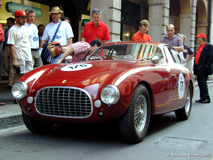 http://www.barchetta.cc/All.Ferraris/images/0853/166-mm-s-n-0-2196.jpg