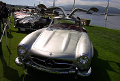 Mercedes 300 SL Coupe with golf bag