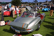 Mercedes 300 SL Coupe with golf bag