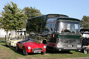Lotus team-bus