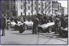 Ferrari 375 Indy Farina (20), Ascari (34) & Villoresi (24)