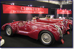 Alfa Romeo 6C 2500 with a replica body