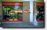 "Hors Ligne" Memorabilia Shop 1998