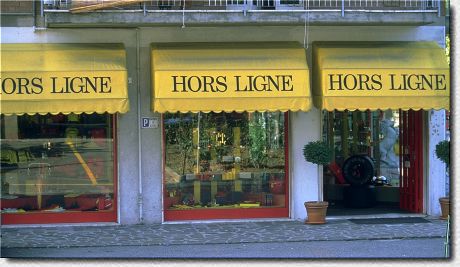 "Hors Ligne" Memorabilia Shop 1998