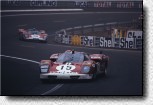 Le Mans 24 h 1970: Two of three Ferraris that were entered by the Swiss Scuderia Filipinetti: The 512S s/n 1016 (no. 15) for Mller/ Parkes and the 512S s/n 1032 (no. 16) for Moretti/ Manfredini. Both retired.