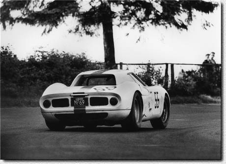 N�rburgring 1000 km 1966: This car seems to be the 250 LM s/n 5845. But was the picture taken at the N�rburgring in 1966? The car definitely didnt start in the race, but may have been driven in practice.