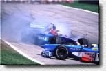 Jean Alesi close to Giancarlo Fisichella's Benetton 