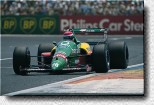 In seinem Deb�t-GP mu�te sich Emanuele noch mit dem Benetton B188 des Vorjahres zufrieden geben, den er als Neunter ins Ziel brachte. 