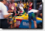 Auch wenn die Aussage des Bildes eine andere ist: Auf dem Hockenheimring fuhr Emanuele erstmals den Benetton B189. Vorher hatte er sich mit dem Vorjahresmodell begn�gt. F�r den R�mer endete das Rennen in einer Kollision mit Nigel Mansell. 