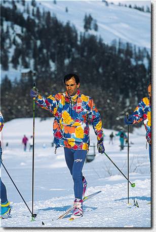F�r Audi ist es zur Tradition geworden, im Winter ein Fitne�training in St. Moritz durchzuf�hren. 1994 war Emanuele Pirro zum ersten Mal dabei. Erfahrung im Skilaufen brachte er aber schon mit.