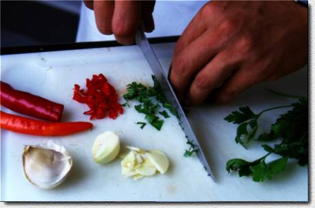 Spaghetti aglio, olio e peperoncino Zubereitung 1