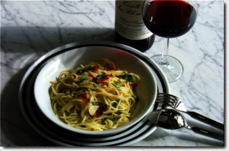 Spaghetti aglio, olio e peperoncino