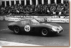 N&uuml;rburgring 1000 km 1963: 1st GT and 2nd overall was an excellent result for the 250GTO s/n 3943GT of Jean Guichet and Pierre Noblet.Does the driver give pit signals ?