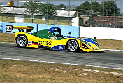 Der Lola B98-Lotus von Franz Konrad und Jan Lammers