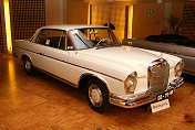 Mercedes 300 SE Coupe s/n 1120211005212