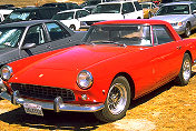 250 GT Coupé Pininfarina in the parking lot