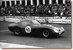 Nürburgring 1000 km 1963: 1st GT and 2nd overall was an excellent result for the 250GTO s/n 3943GT of Jean Guichet and Pierre Noblet.Does the driver give pit signals ?