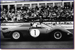 N&uuml;rburgring 1000 km 1965: John Surtees and Ludovico Scarfiotti won at the wheel of the Ferrari 330 P2 s/n 0828