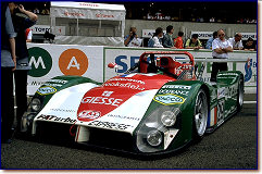 The 333 SP s/n 030 on the starting grid