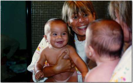 93.crisbaby.06, click zooms